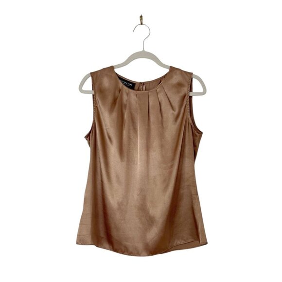Jones New York Sleeveless Pleated Shell Top Size 2P - Picture 5 of 5